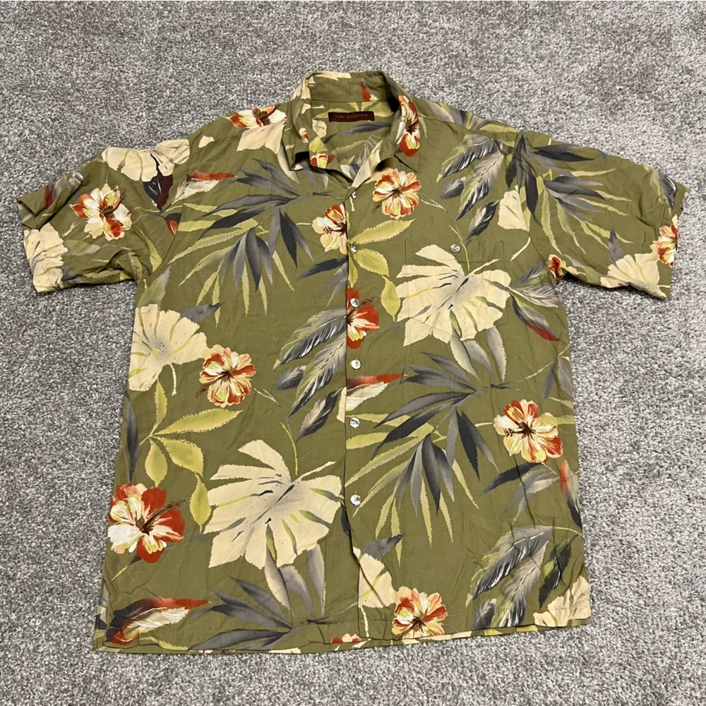 Tori Richard Shirt Mens Medium Green Floral Button Hawaiian Beach Camp Casual